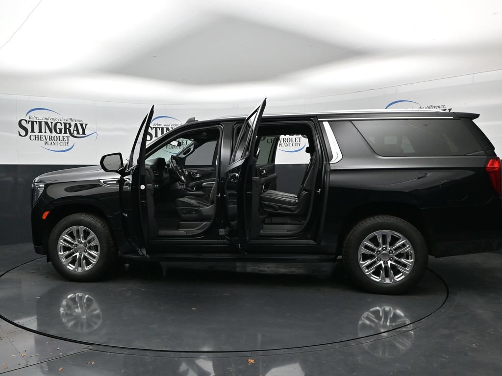 Used 2021 GMC Yukon XL SLT w/ Rear Media and Nav Package AWD/4WD image 37