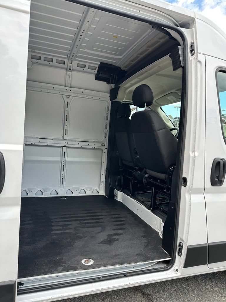 Used 2023 RAM ProMaster 2500 FWD image 27