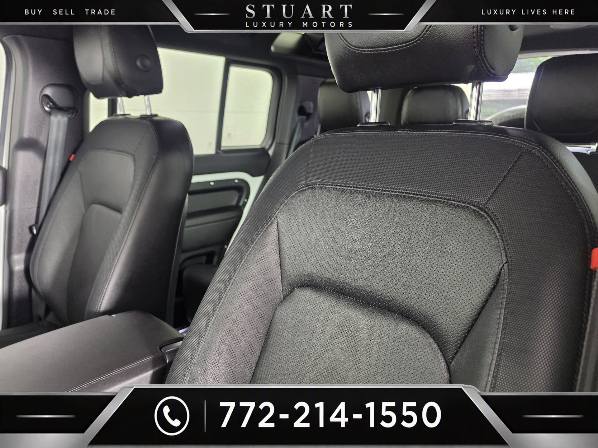 Used 2024 Land Rover Defender 110 X-Dynamic SE AWD/4WD image 6