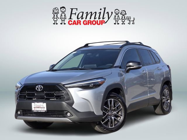 Used 2026 Toyota Corolla Cross XLE image 1