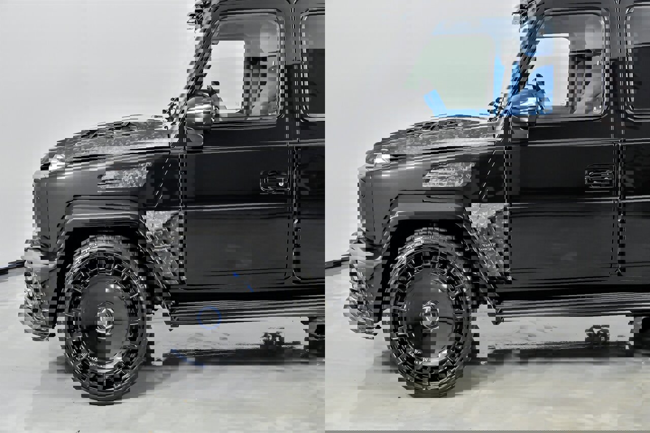 Used 2025 Mercedes-Benz G 63 AMG AMG G 63-GENUINE MANSORY BUILD image 13