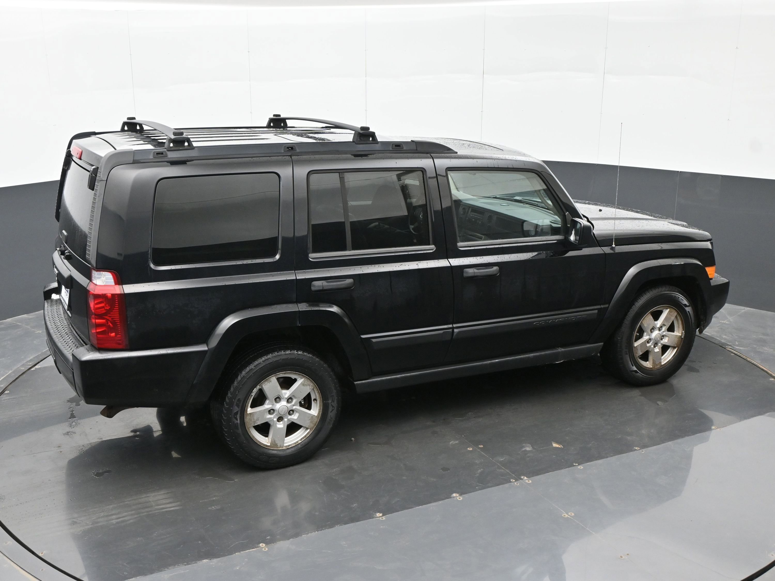 Used 2006 Jeep Commander 4WD image 31