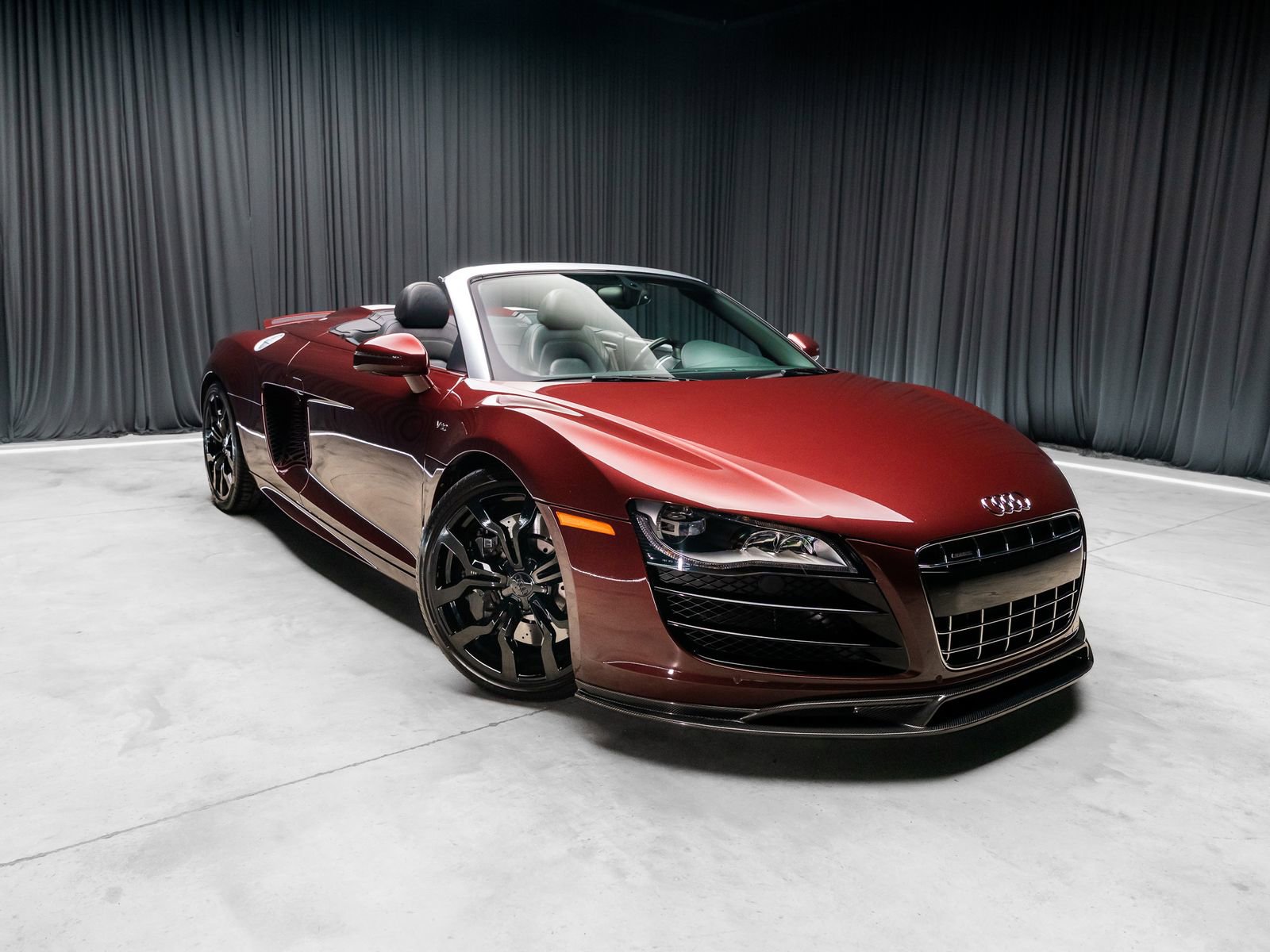 Used 2011 Audi R8 V10 image 9