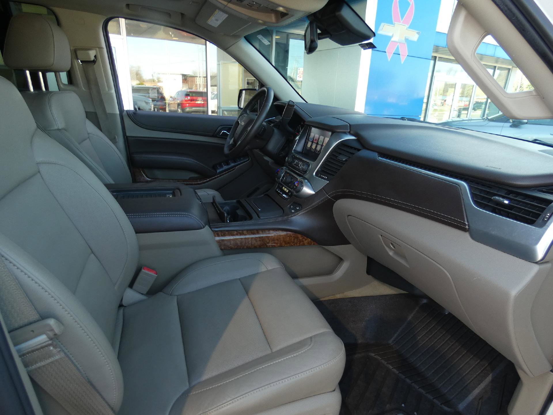 Used 2015 Chevrolet Tahoe LTZ AWD/4WD image 19