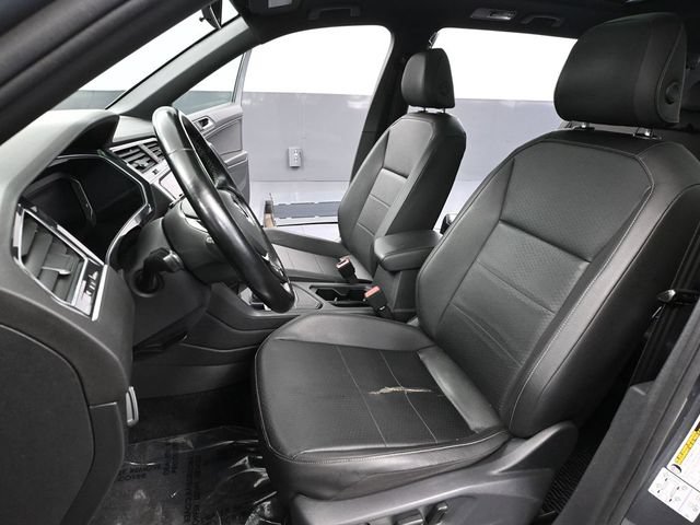 Used 2019 Volkswagen Tiguan SEL Premium R-Line FWD image 22
