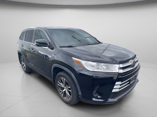 Used 2019 Toyota Highlander LE image 5