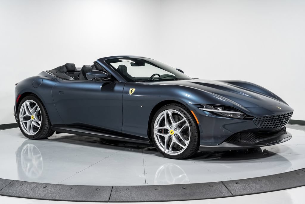 Used 2024 Ferrari Roma Spider RWD image 34