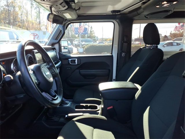 Used 2022 Jeep Wrangler Sport S image 5