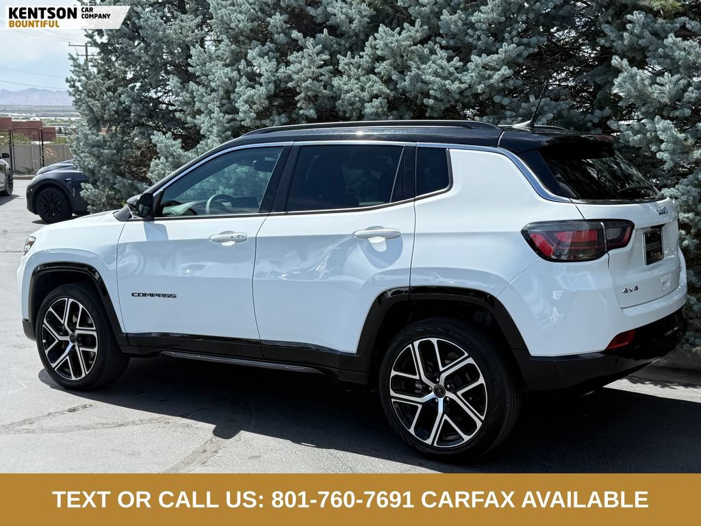 Used 2025 Jeep Compass Limited w/ Elite Group AWD/4WD image 4