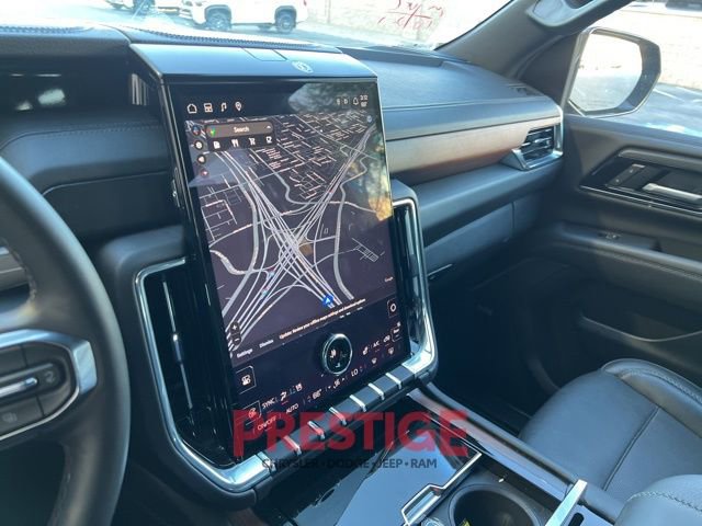 Used 2025 GMC Yukon XL Denali image 44