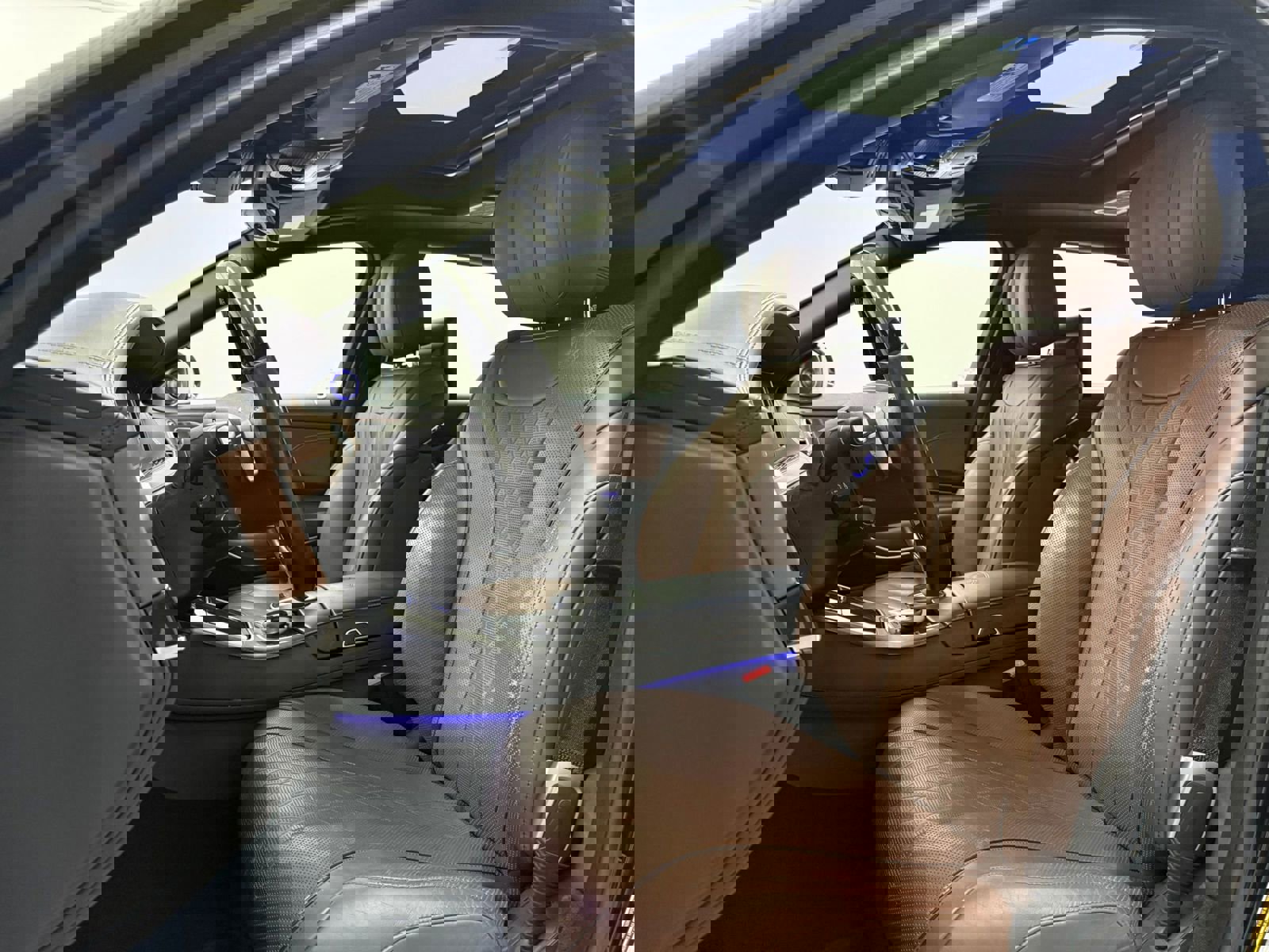 Used 2017 Mercedes-Benz Maybach S 550 4MATIC image 31