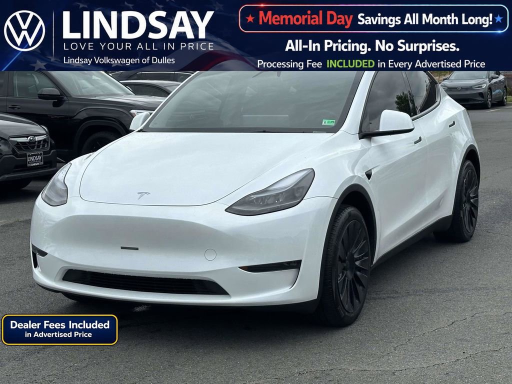 Used 2024 Tesla Model Y Long Range AWD/4WD image 4