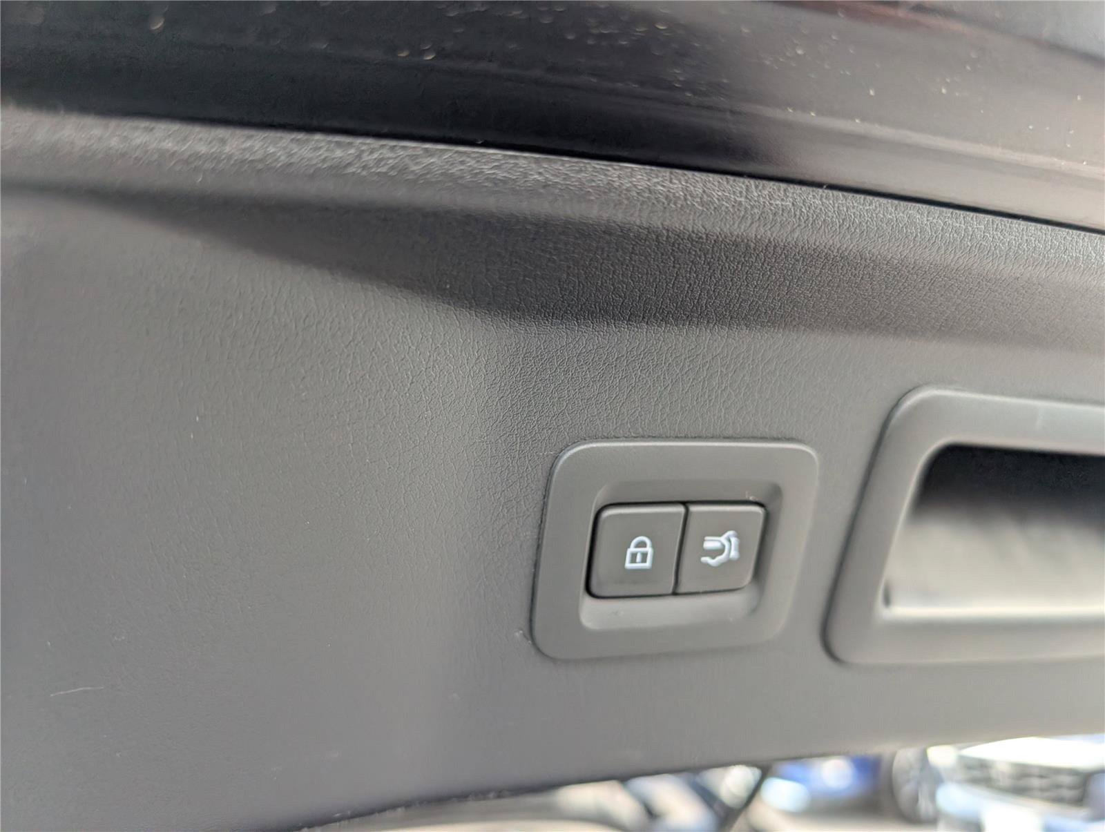 Used 2024 MAZDA CX-90 Plug-In Hybrid w/ Preferred AWD/4WD image 14