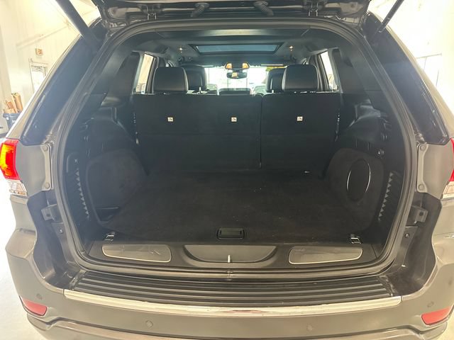 Used 2021 Jeep Grand Cherokee Overland AWD/4WD image 30