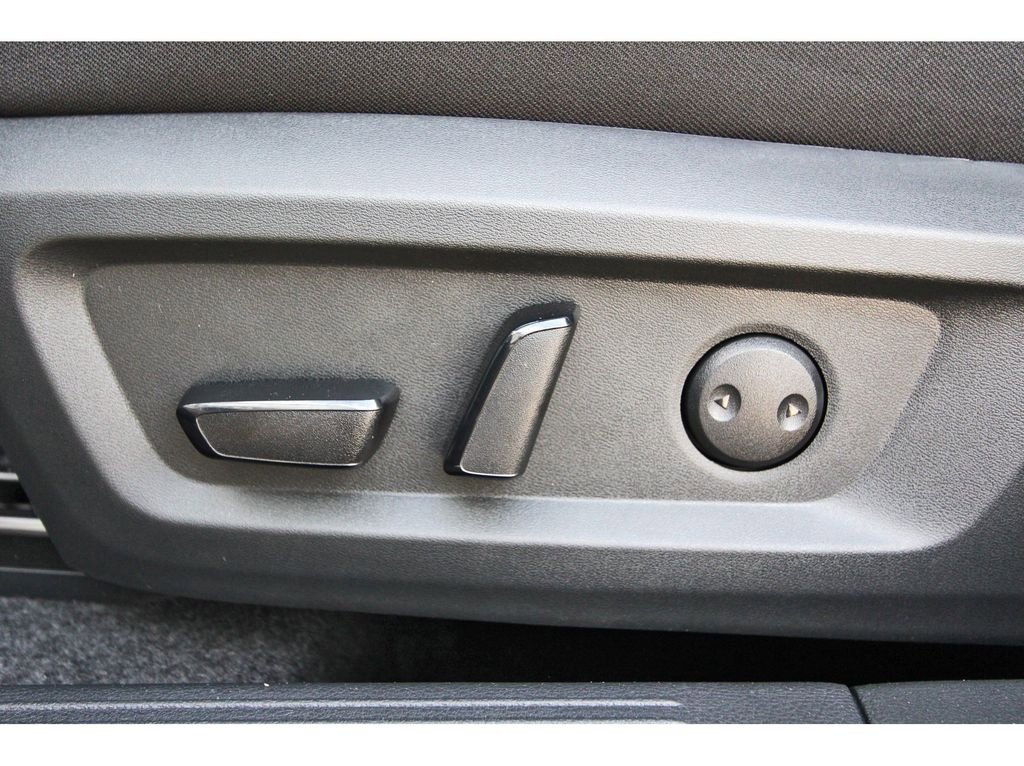New 2026 Nissan Rogue SV w/ Cold Weather Package FWD image 23