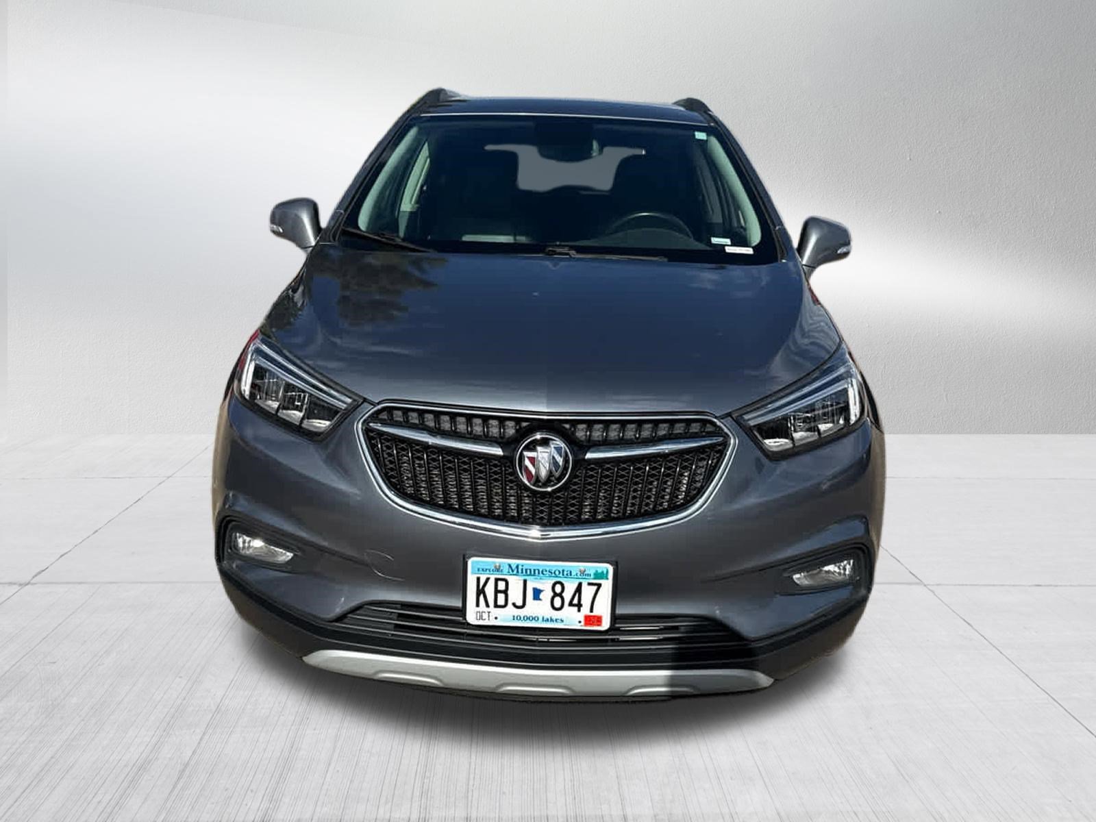 Used 2020 Buick Encore Essence AWD/4WD image 2