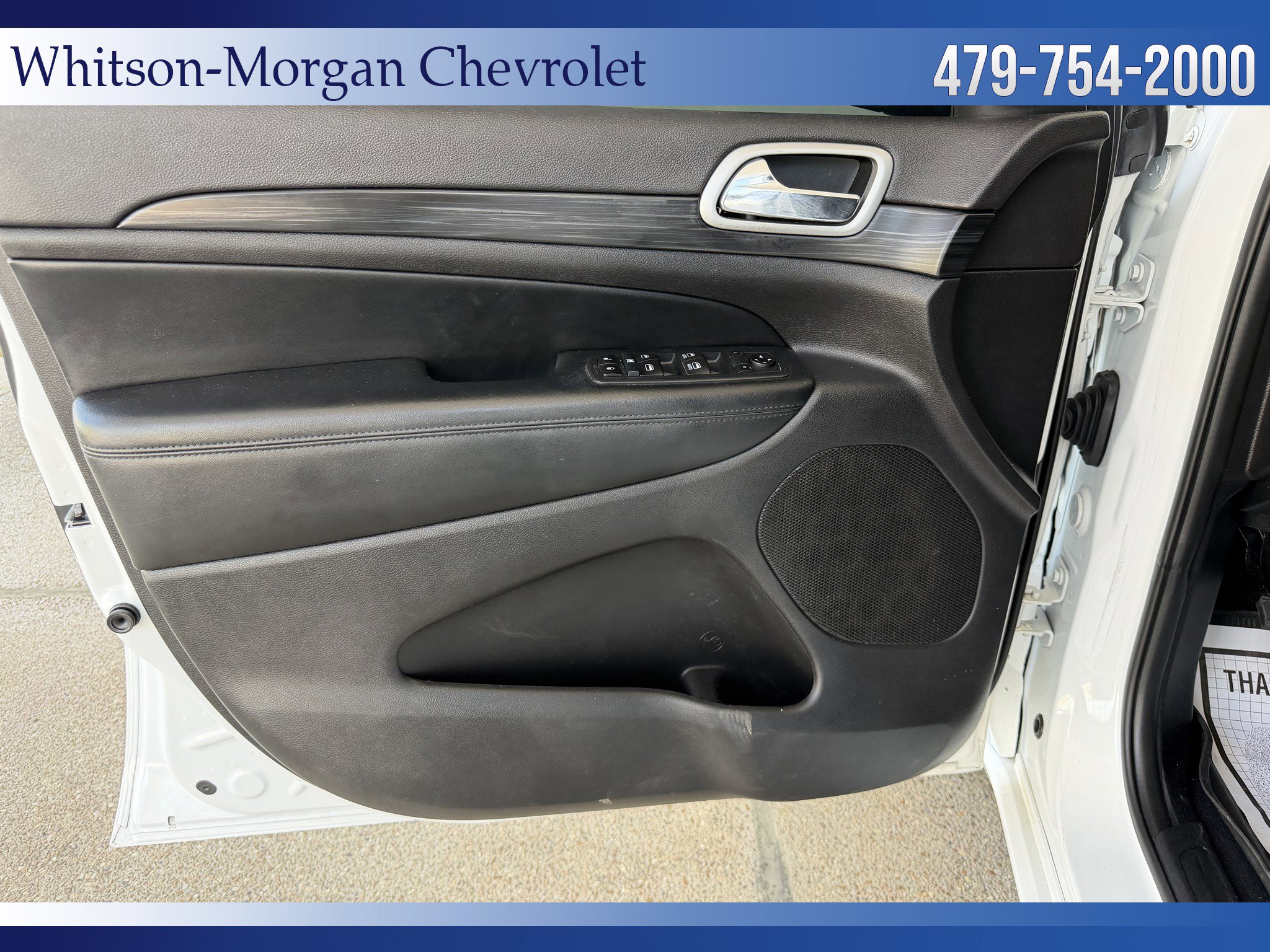Used 2020 Jeep Grand Cherokee Altitude RWD image 11