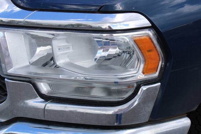 Used 2020 RAM 2500 Tradesman w/ Chrome Appearance Group AWD/4WD image 11