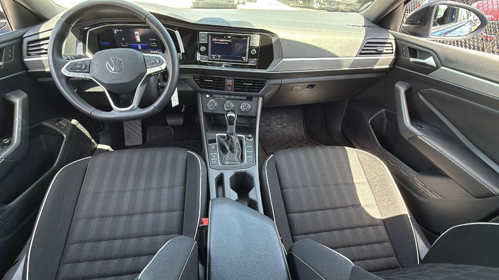Used 2022 Volkswagen Jetta Sport FWD image 27