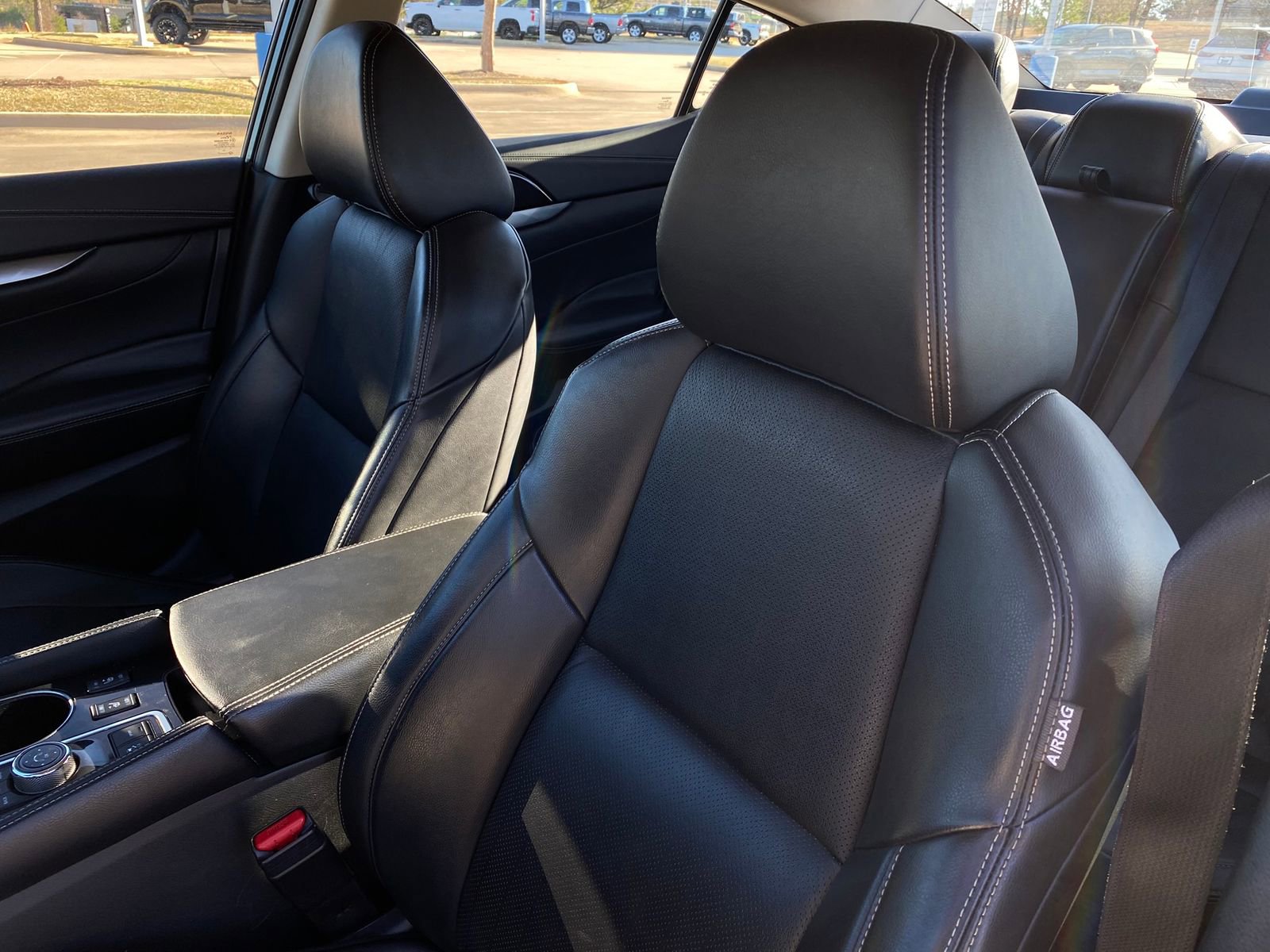 Used 2023 Nissan Maxima SL image 12