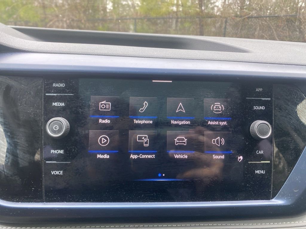 Used 2024 Volkswagen Taos SE image 20