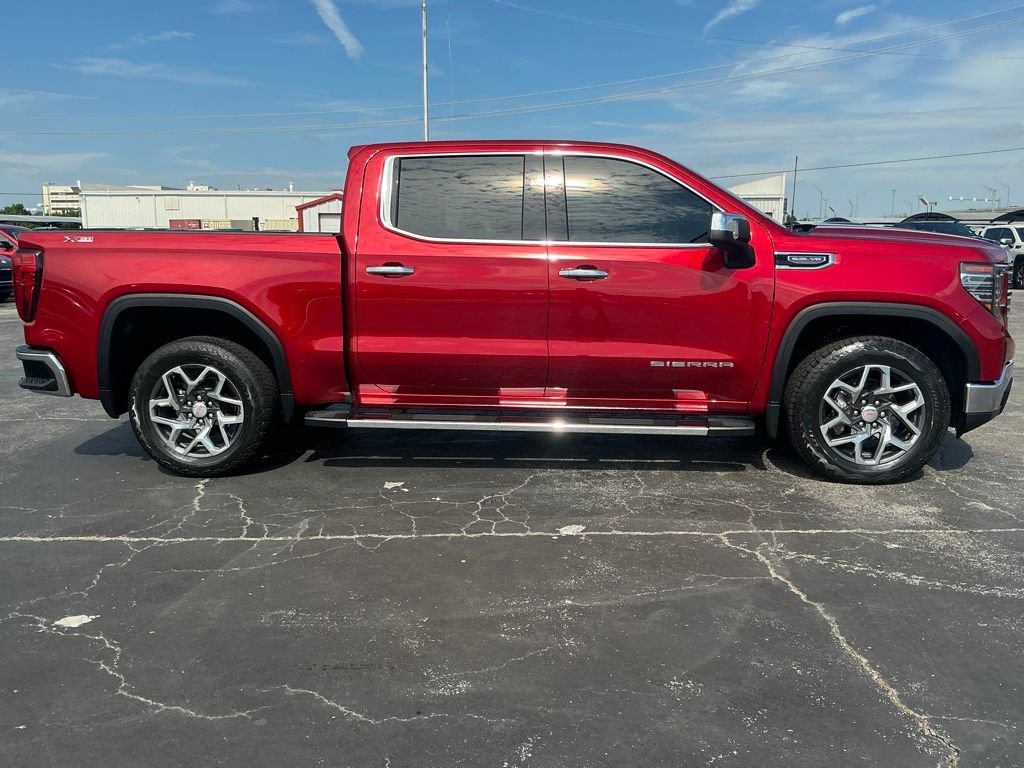 Used 2023 GMC Sierra 1500 SLT w/ SLT Premium Package AWD/4WD image 6