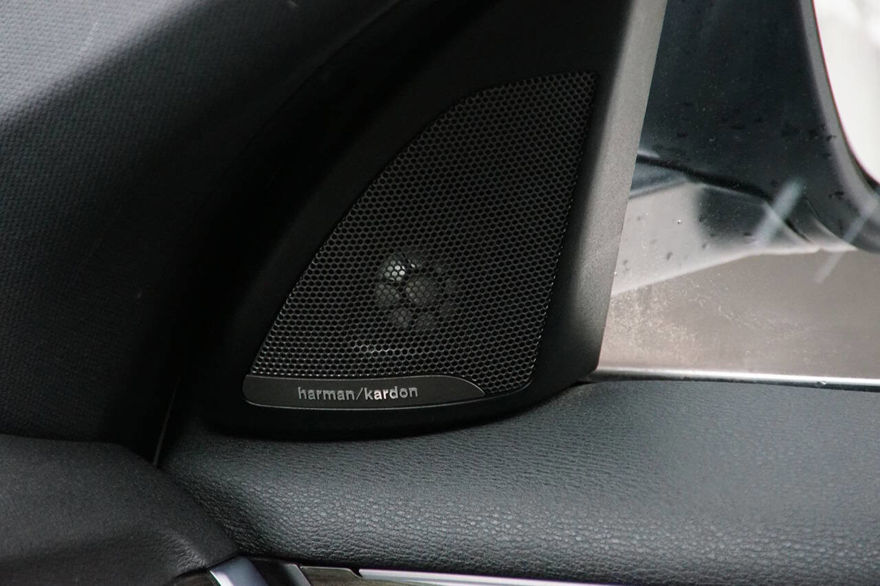 Used 2017 BMW X1 xDrive28i image 31