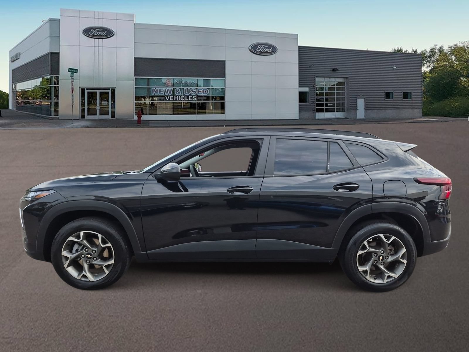 Used 2026 Chevrolet Trax LT FWD image 6