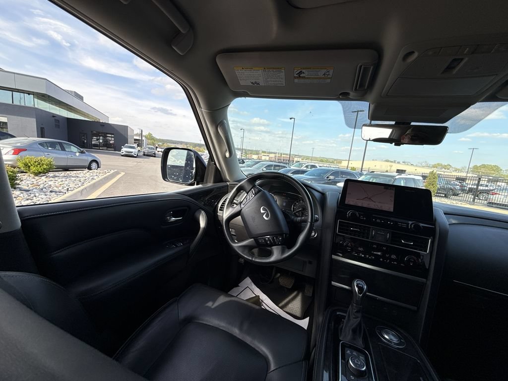Used 2024 INFINITI QX80 Luxe RWD image 15