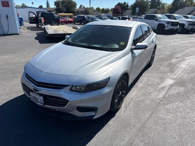 Used 2018 Chevrolet Malibu Hybrid w/ Driver Confidence Package FWD image 5