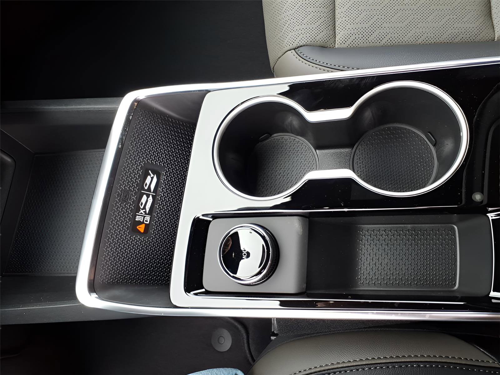 New 2026 Chevrolet Equinox LT w/ Convenience Package II image 25