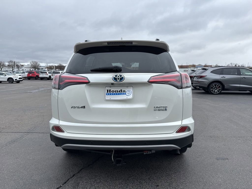 Used 2018 Toyota RAV4 Limited image 6