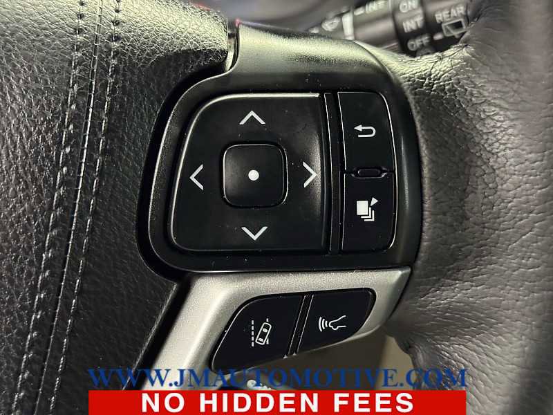 Used 2020 Toyota Sienna XLE FWD image 43