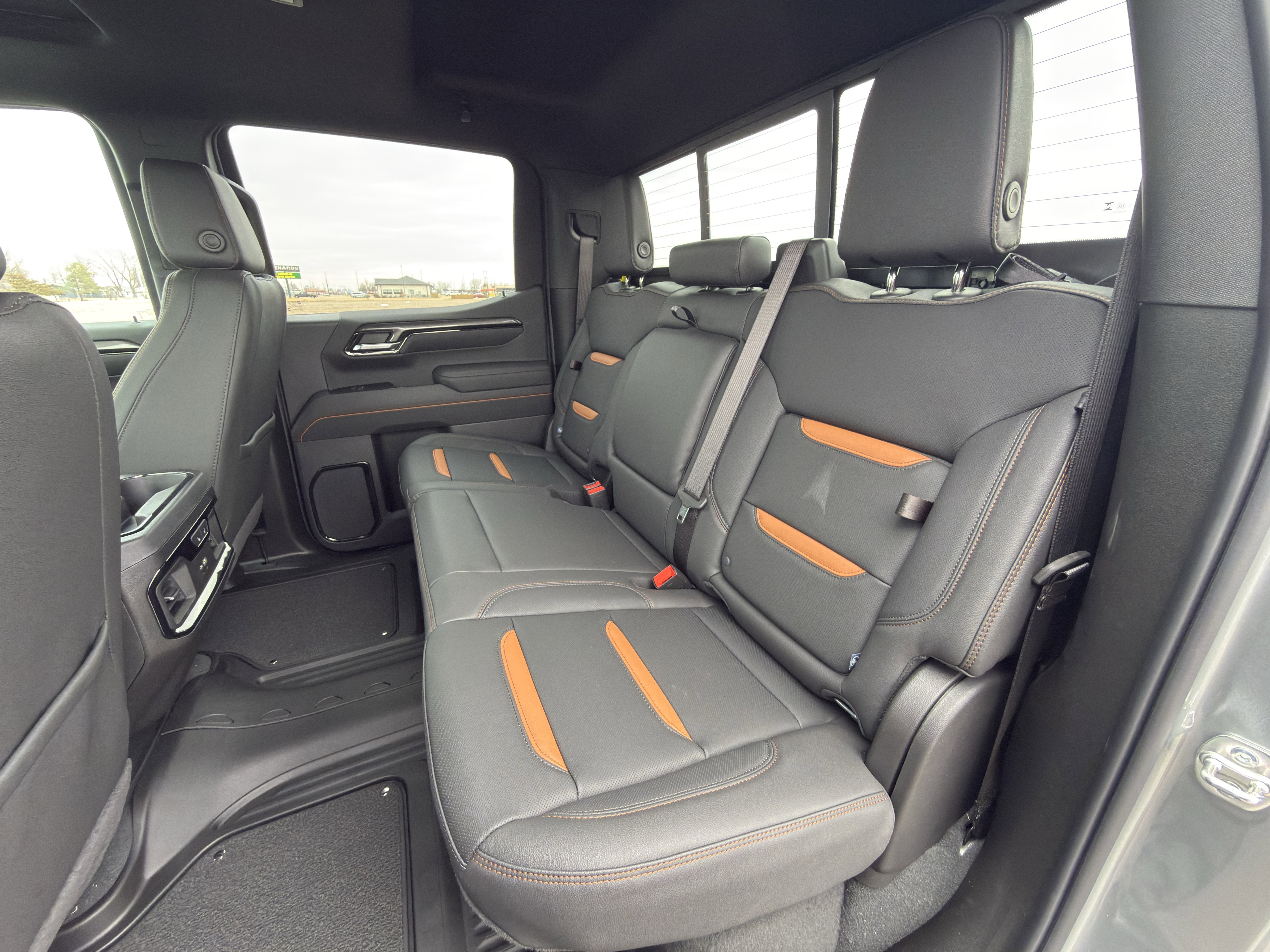New 2026 GMC Sierra 1500 AT4 w/ AT4 Premium Package AWD/4WD image 16