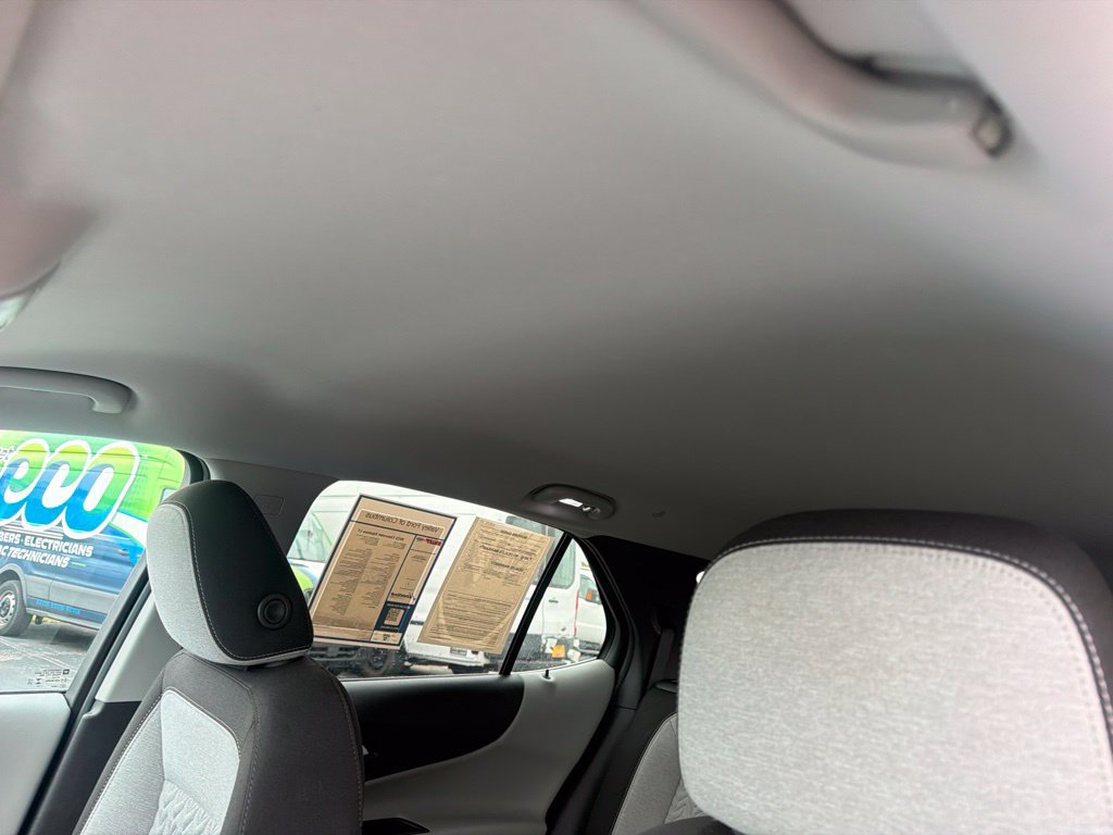 Used 2023 Chevrolet Equinox LT w/ Driver Convenience Package FWD image 30