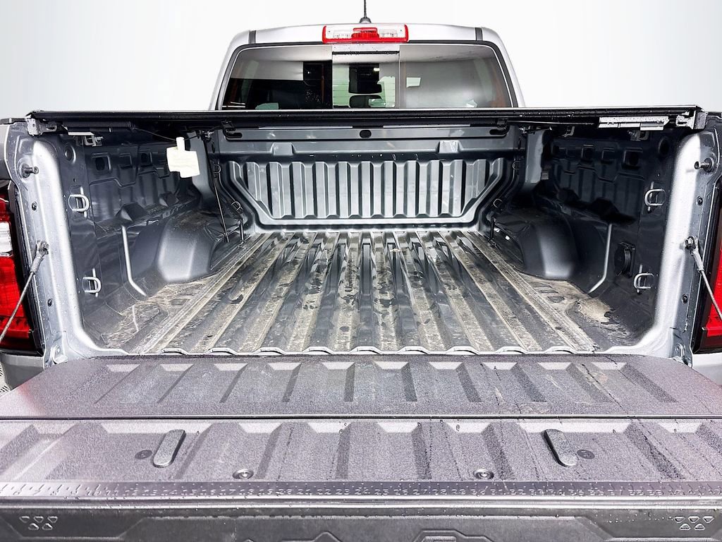 New 2025 GMC Canyon Elevation w/ Convenience Package image 26