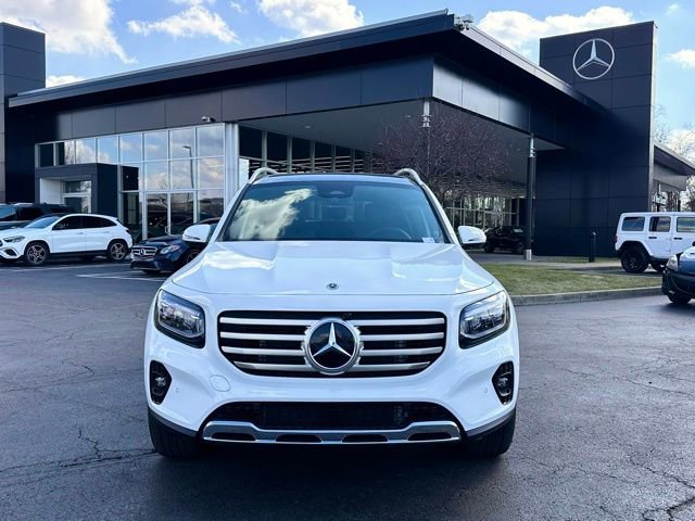 New 2026 Mercedes-Benz GLB 250 4MATIC image 3