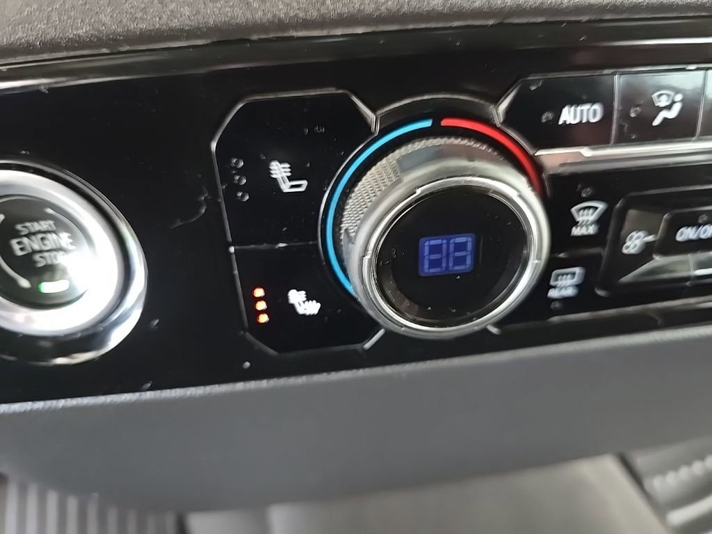 Used 2023 Chevrolet Silverado 1500 LT image 20