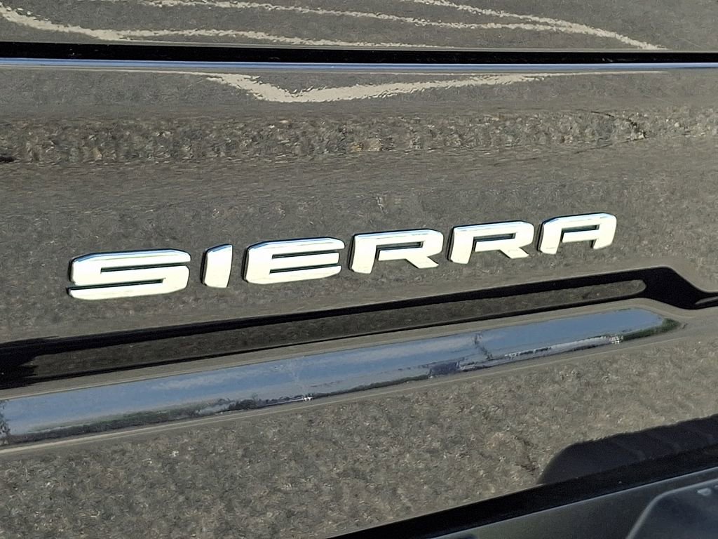 Used 2022 GMC Sierra 1500 SLT w/ SLT Premium Plus Package AWD/4WD image 29
