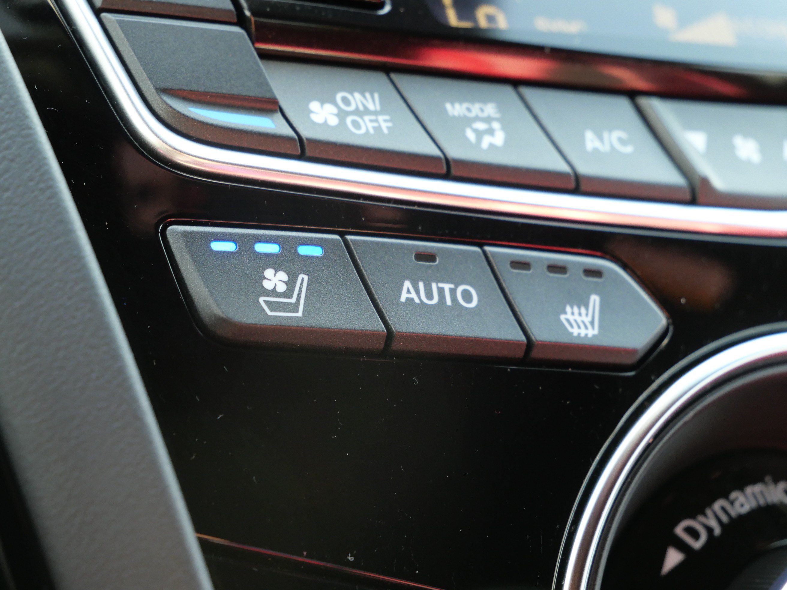 Used 2023 Acura RDX w/ Advance Package AWD/4WD image 32