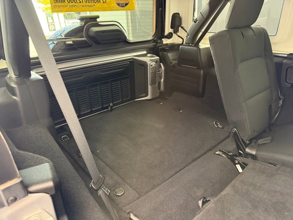 Used 2018 Jeep Wrangler Unlimited Sport S image 65
