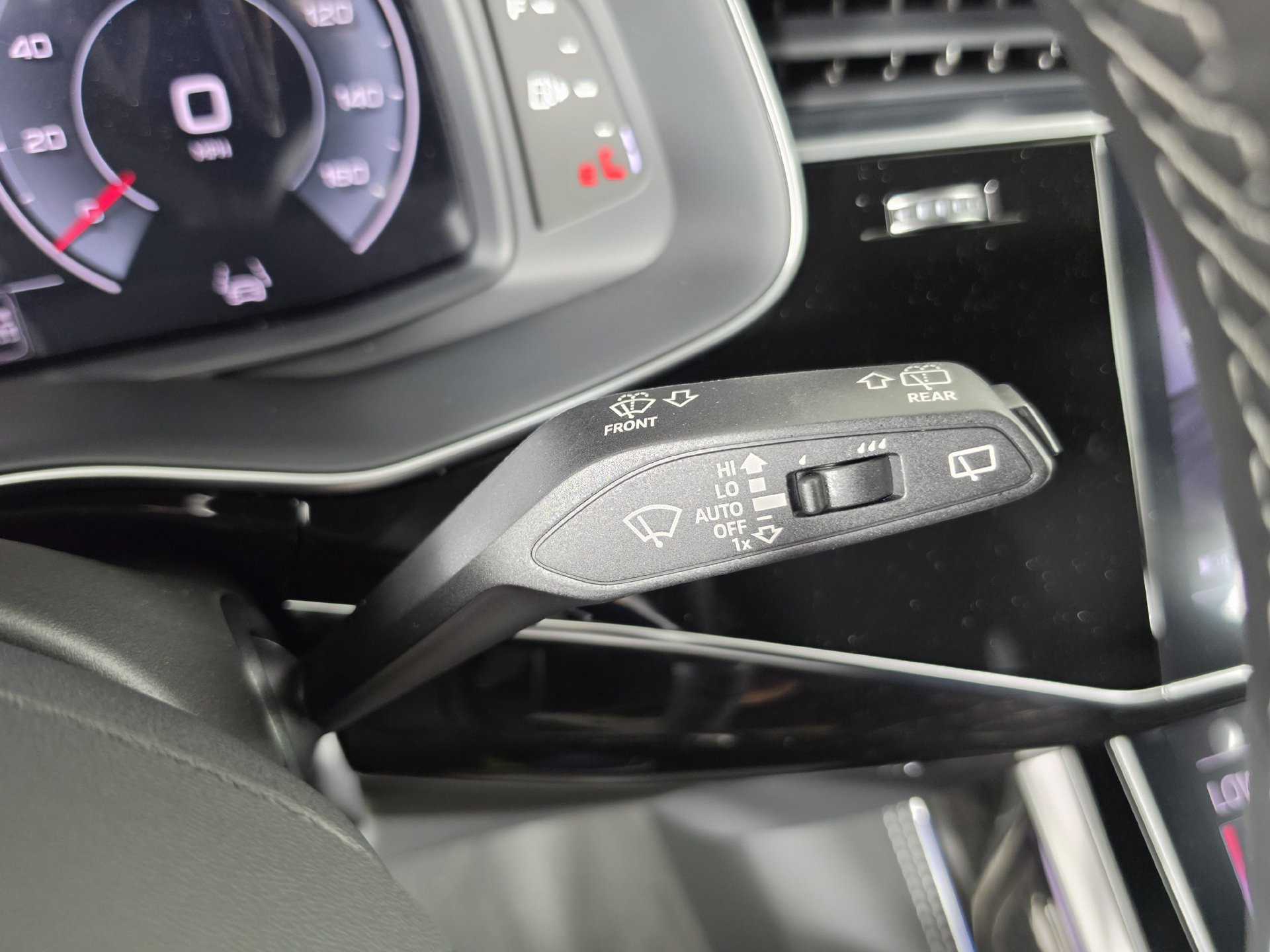 New 2027 Audi Q8 Premium Plus AWD/4WD image 16