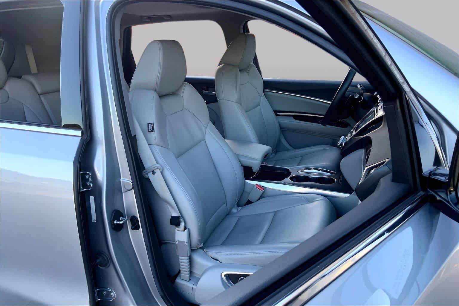 Used 2020 Acura MDX FWD image 8