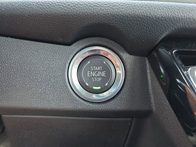 Used 2026 Chevrolet Traverse LT w/ Enhanced Driving Package FWD image 26