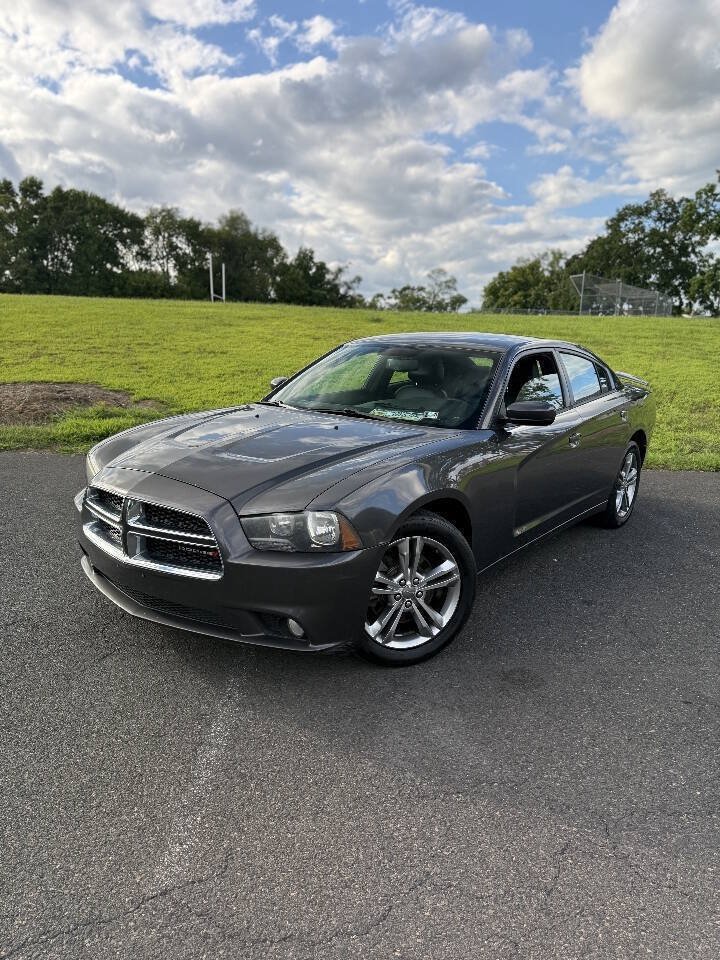 Used 2013 Dodge Charger SXT Plus AWD/4WD image 2