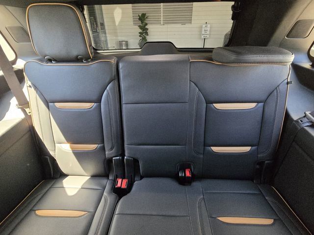 Used 2023 GMC Yukon AT4 image 20