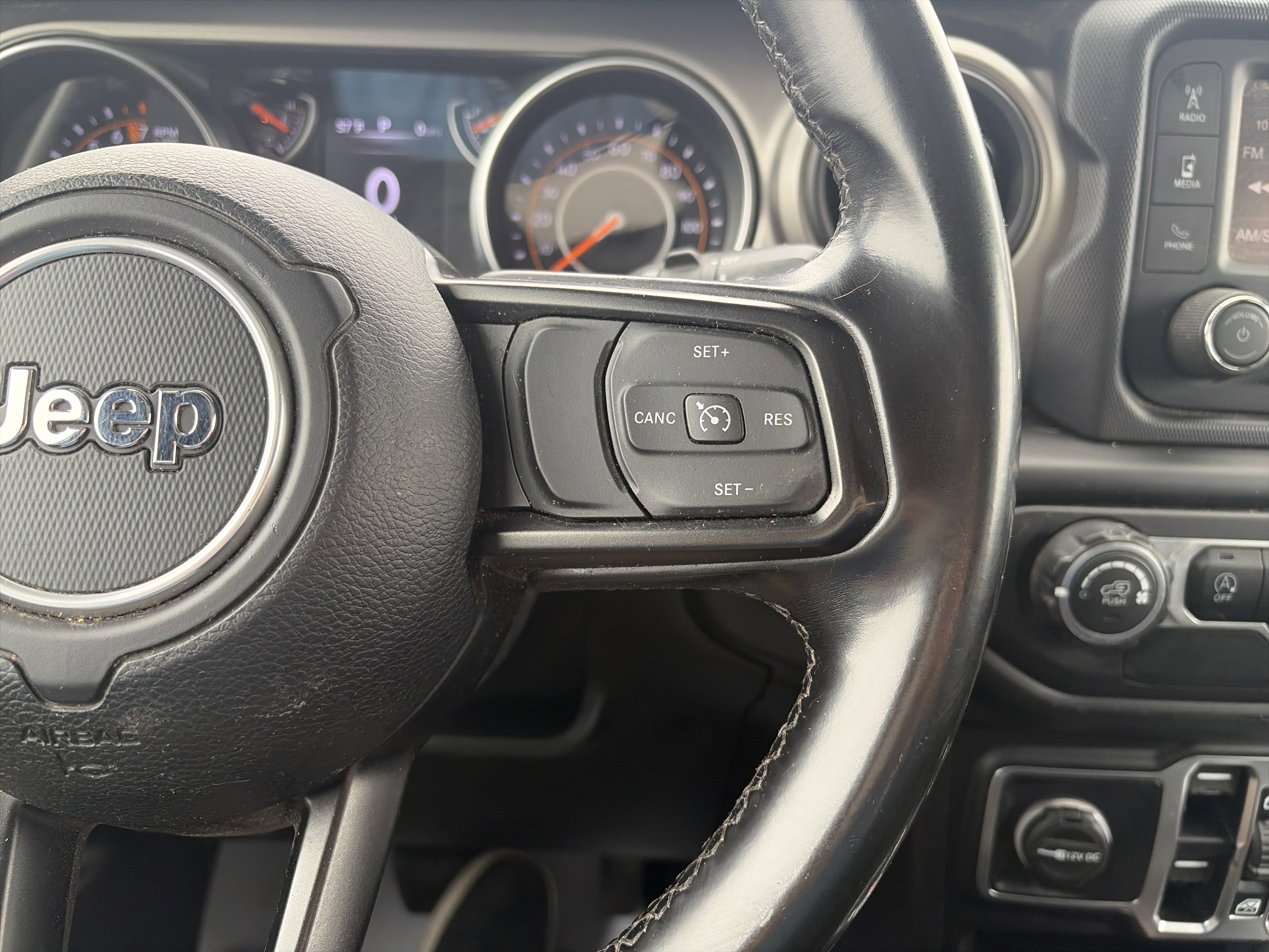Used 2020 Jeep Wrangler Unlimited Sport S image 19