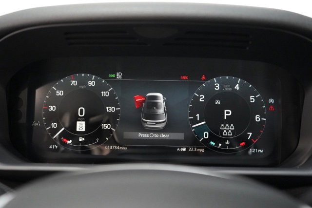 Used 2024 Land Rover Discovery Dynamic SE image 22