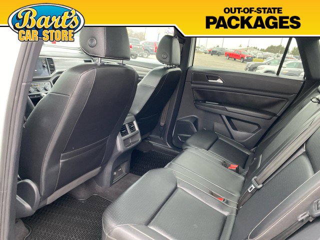 Used 2020 Volkswagen Atlas Cross Sport SE w/ Panoramic Sunroof Package FWD image 19