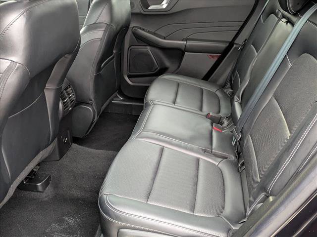 Used 2021 Ford Escape Titanium w/ Class II Trailer Tow Package image 20